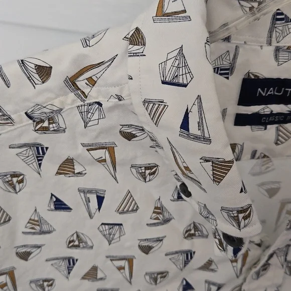 Nautica long sleeve shirt with sailboats - Picture 4 of 9